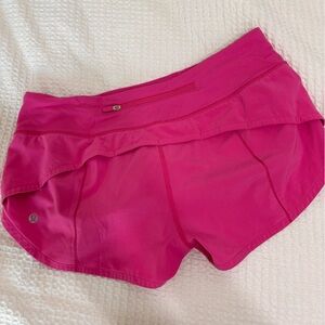 Lululemon size 4 speed up short
